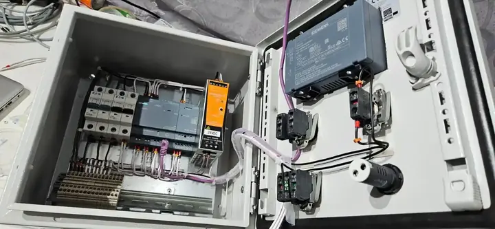 Fabricación de tablero de control para automatización industrial